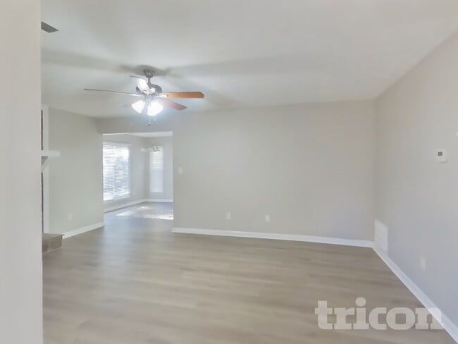 Photo - 236 Independence Dr