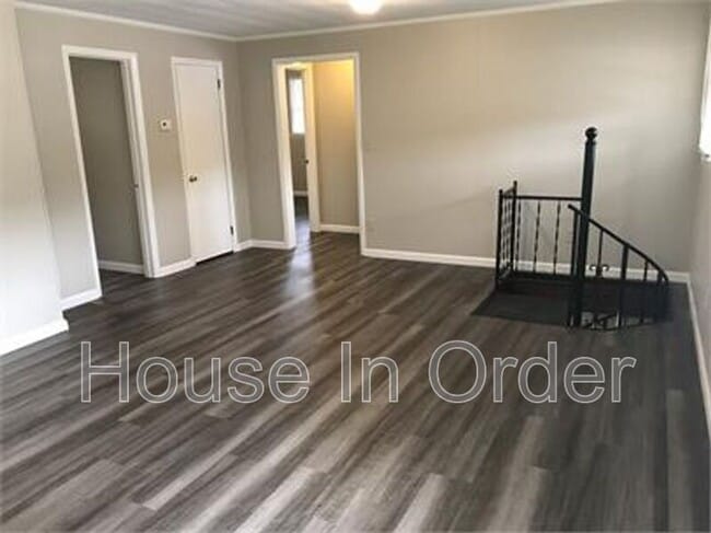 Photo - 181.5 Lookout Rd