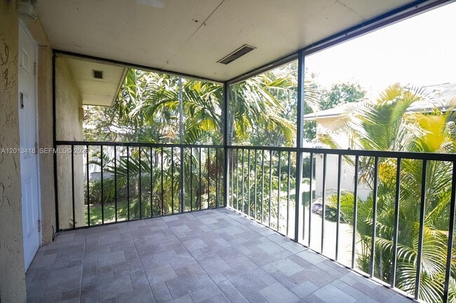 Photo - 15629 SW 73rd St Unit 9-4