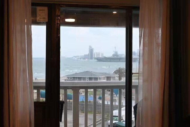 Photo - 3938 Surfside Blvd Unidad 1318