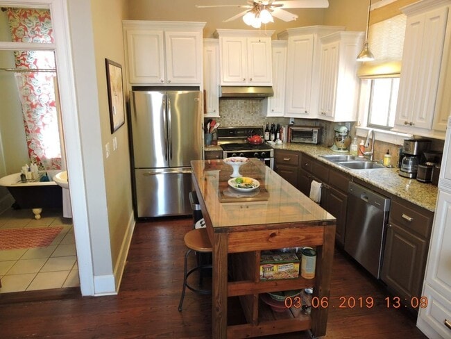 Photo - Renovated 2BR/1BA cottage in Historic Beauregard Town