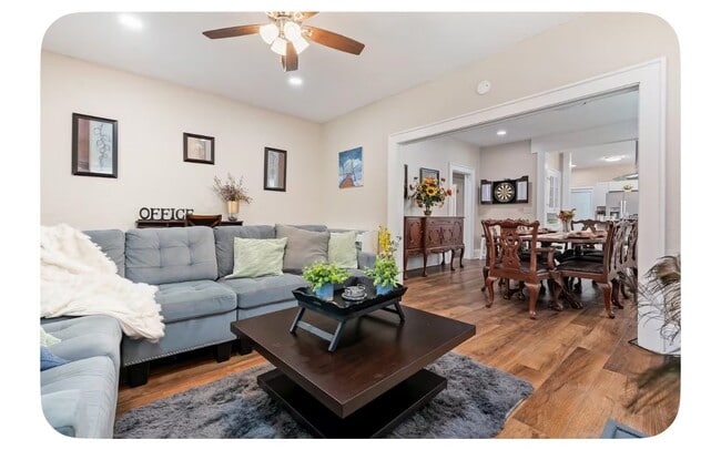Photo - 1330 Bush Blvd W