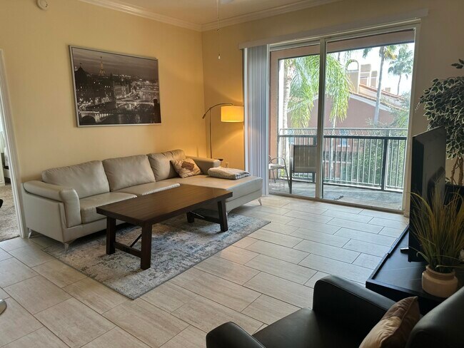 Photo - 11770 St Andrews Place Unidad 306