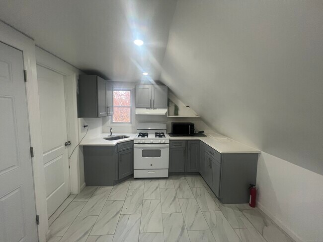 Photo - 381 Shelton Ave Apartamento Unidad 3