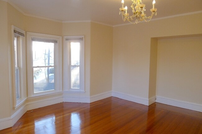 77 Hartford St Unit 2