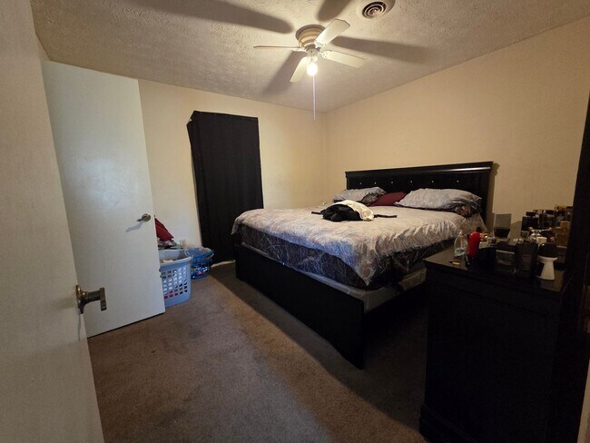Photo - Spacious 2 bedroom 2 bath apartment