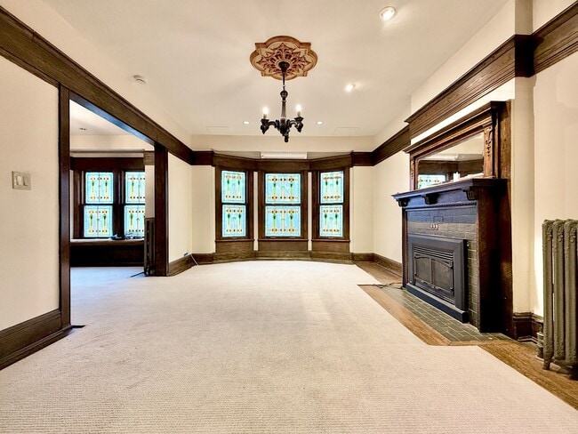 Photo - 2723-25-25A N Downer Unit 2725 Upper