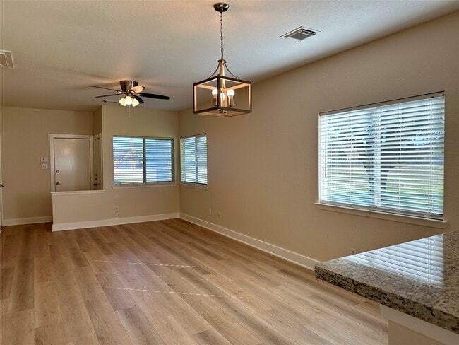 Building Photo - 7642 Chalk Hill