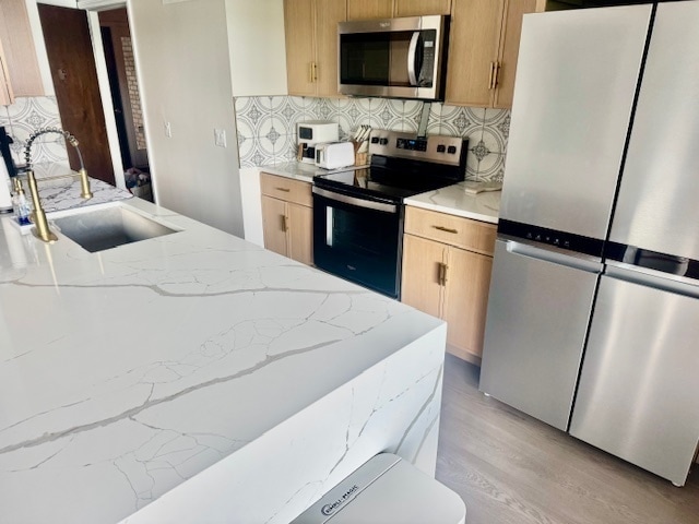 Photo - 1601 Maple Terrace