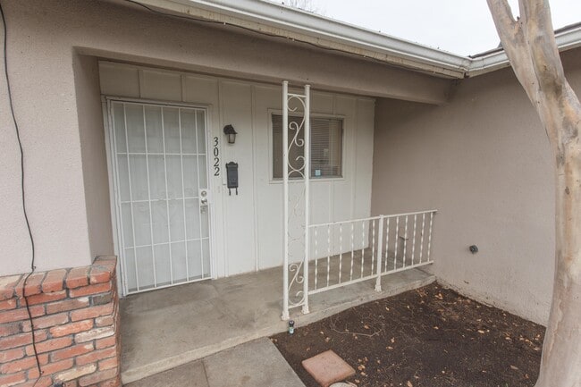 Photo - 3022 W San Gabriel Ave