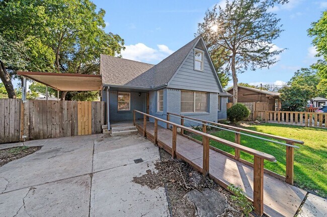 Photo - 2620 Engle Ave Casa