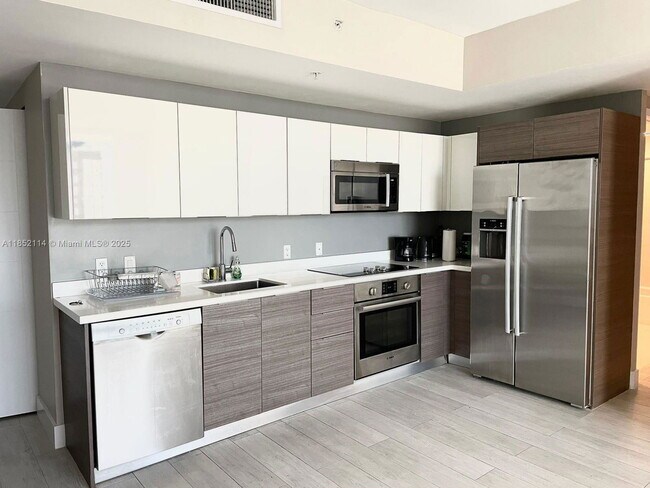 Photo - 1010 SW 2nd Ave Condo Unit 1710