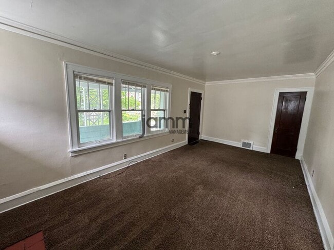 Photo - 3705 Cypress Ave Unit 3705 Cypress Ave (Down)