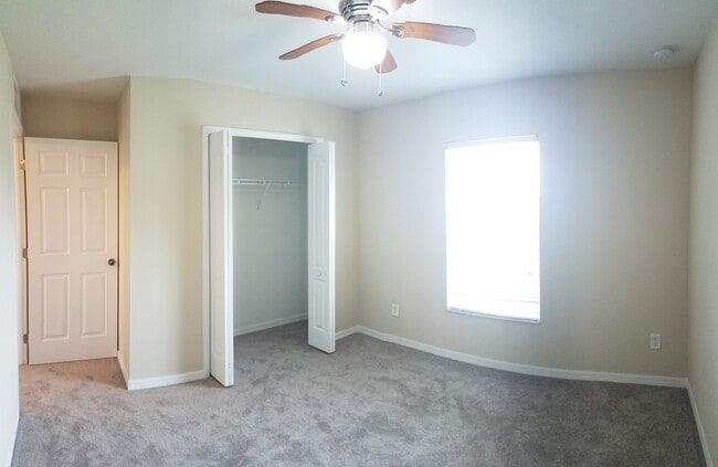 Photo - 429 Piper Ave