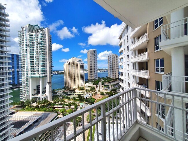 Photo - 701 Brickell Key Blvd Unidad 2306