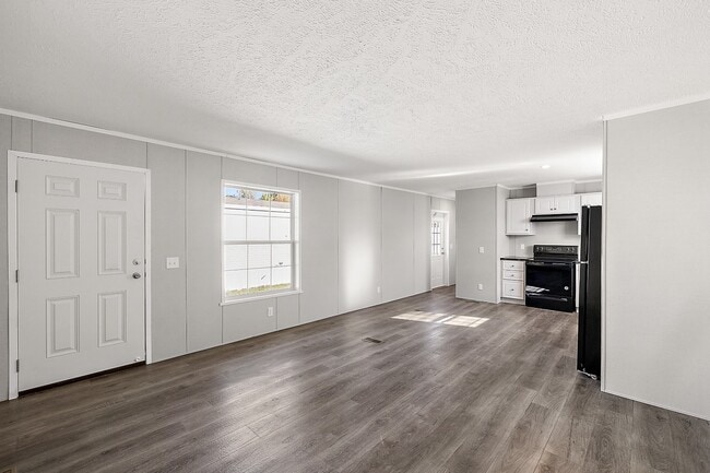 Photo - 2805 Viewfield Ln