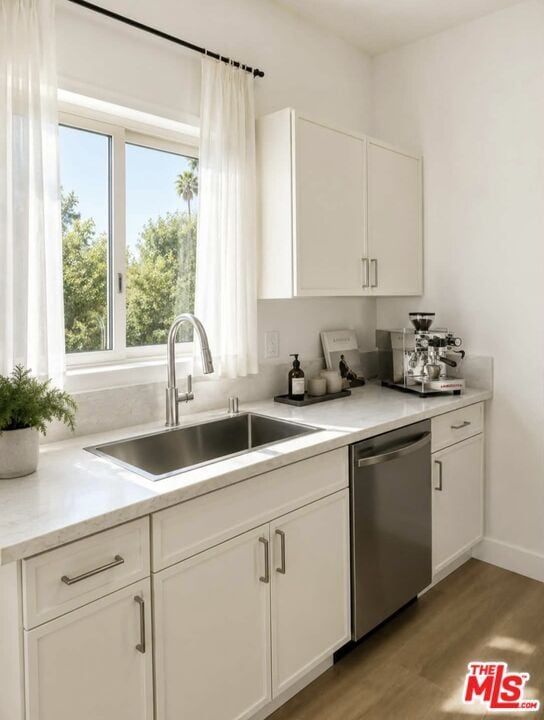 Photo - 1443 N Mariposa Ave