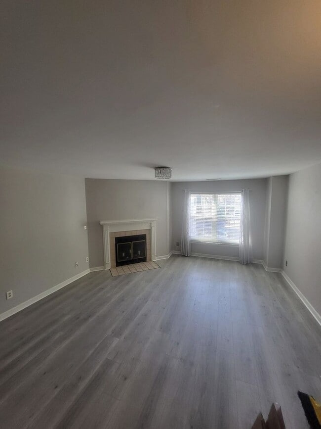 Photo - Beautiful Waterfront 2 Bed / 2 Bath Condo in Downtown Norfolk – $1,800/month Unit 218