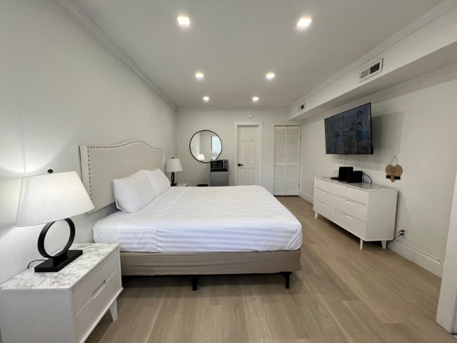 Photo - 407 71st Ave N Unidad 1