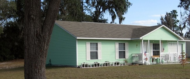 Azalea Apartments - Azalea Apartments