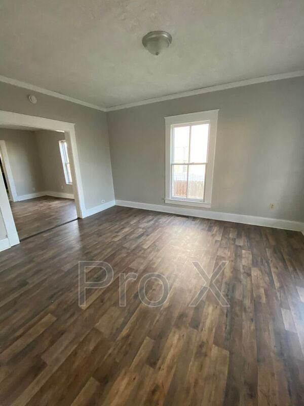 Photo - 210 N Liberty St