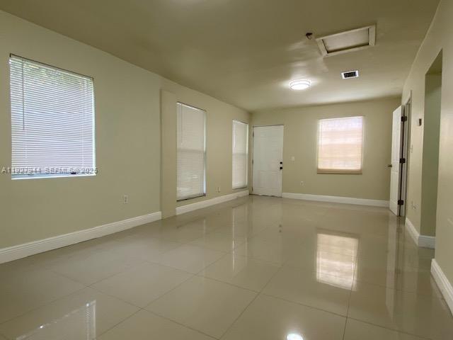 Photo - 1815 NE 175th St