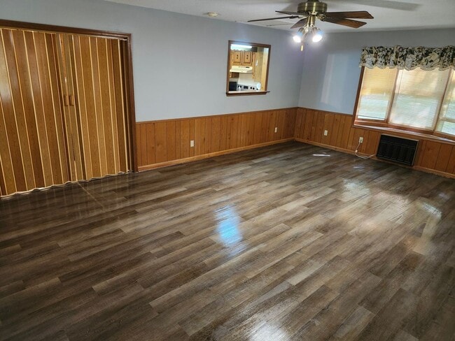 6067 Browntown Rd