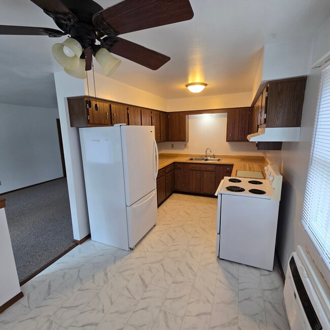 Photo - 1062 Perry St Unit 4