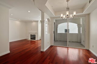 Photo - 11737 Goshen Ave