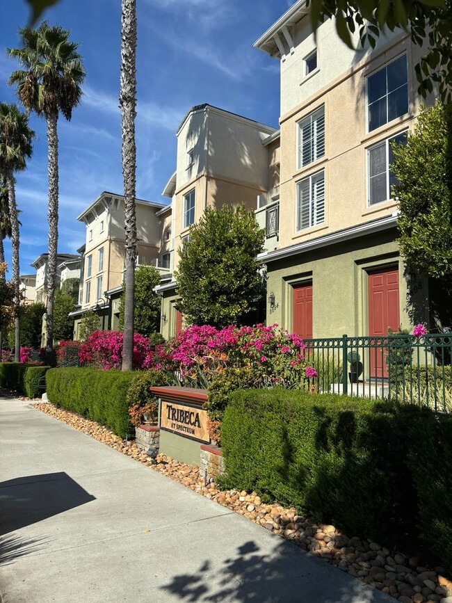 The Spectrum Townhomes in Kearny Mesa Townhome Rental in San Diego CA