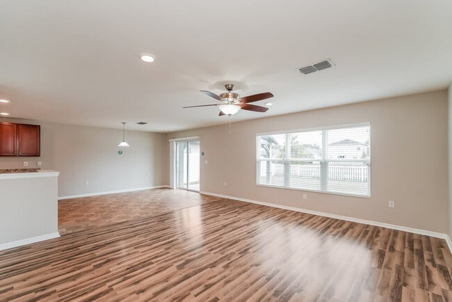 Photo - 10635 Laguna Plains Dr