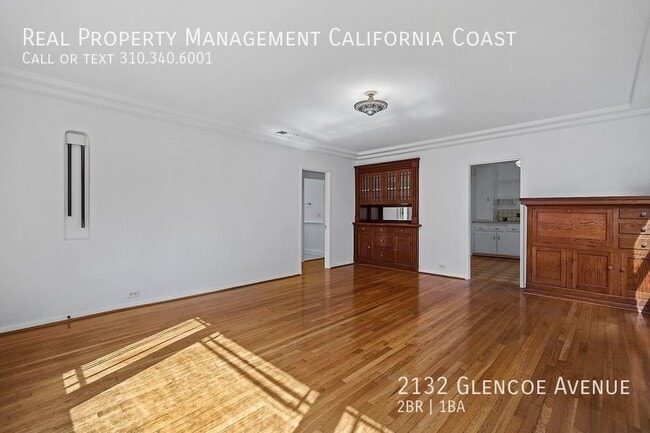 Photo - 2132 Glencoe Ave