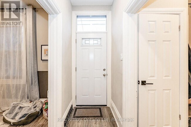 Photo - 14 Alanson St