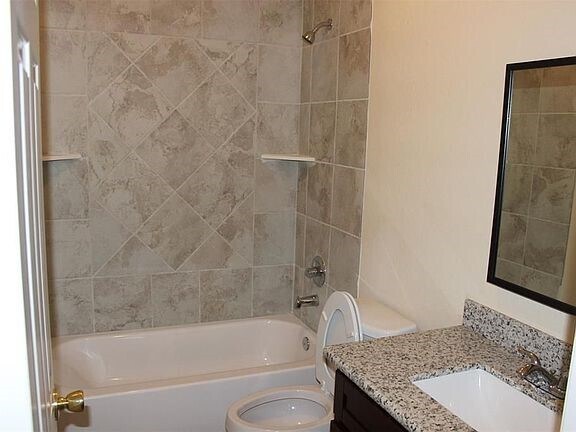 Photo - 10102 Neuens Rd Unidad A302