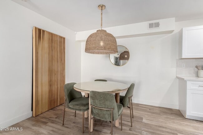 Photo - 6480 N 82nd St