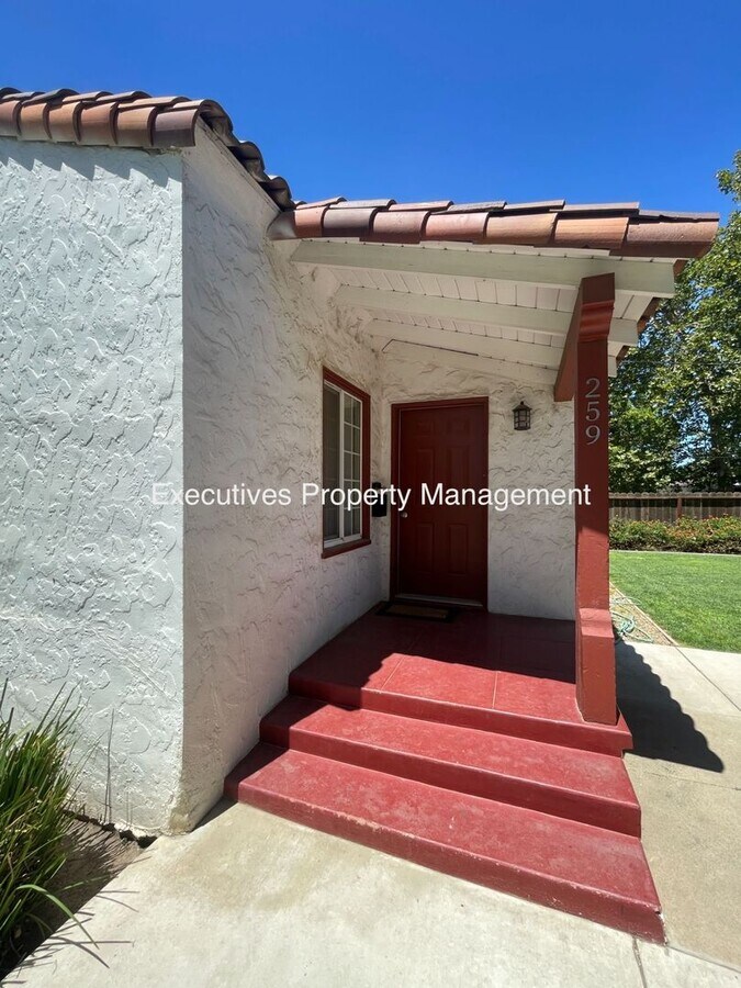 Photo - 259 W 19th St