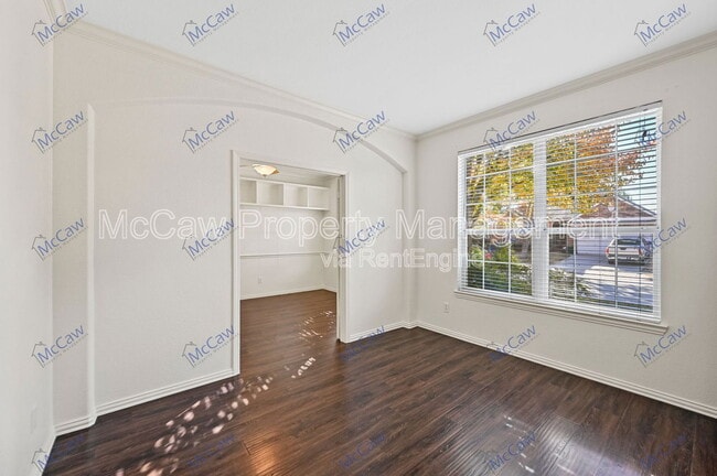 Photo - 5117 Holly Hock Ln