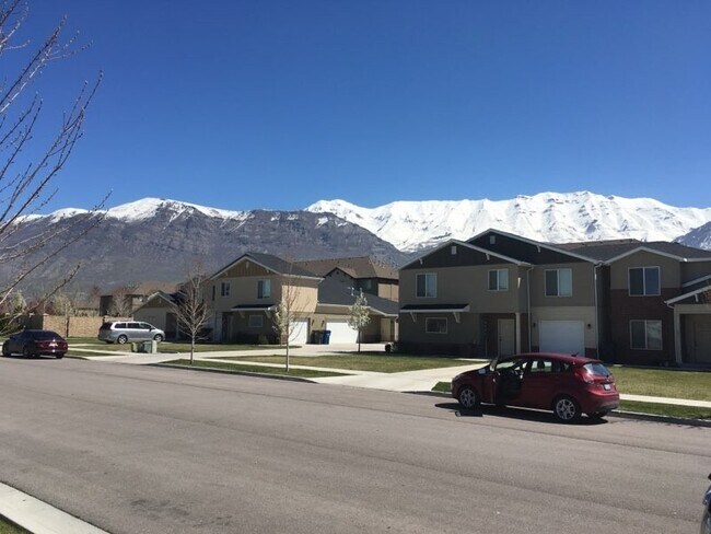 Photo - Spacious 3 Bed, 2 Bath Home in Pleasant Gr...