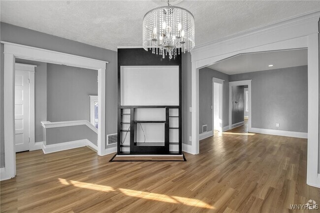 Building Photo - 990 Hertel Ave Rental