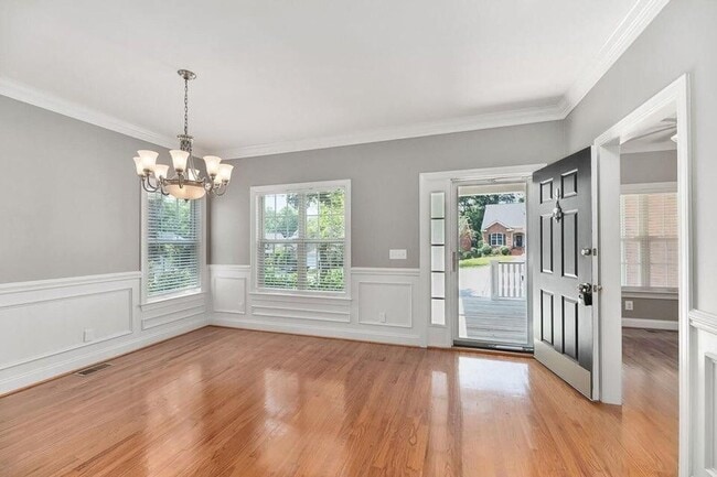 Photo - AVAILABLE NOW: 4 Bed 3.5 Bath in Coosaw Cr...