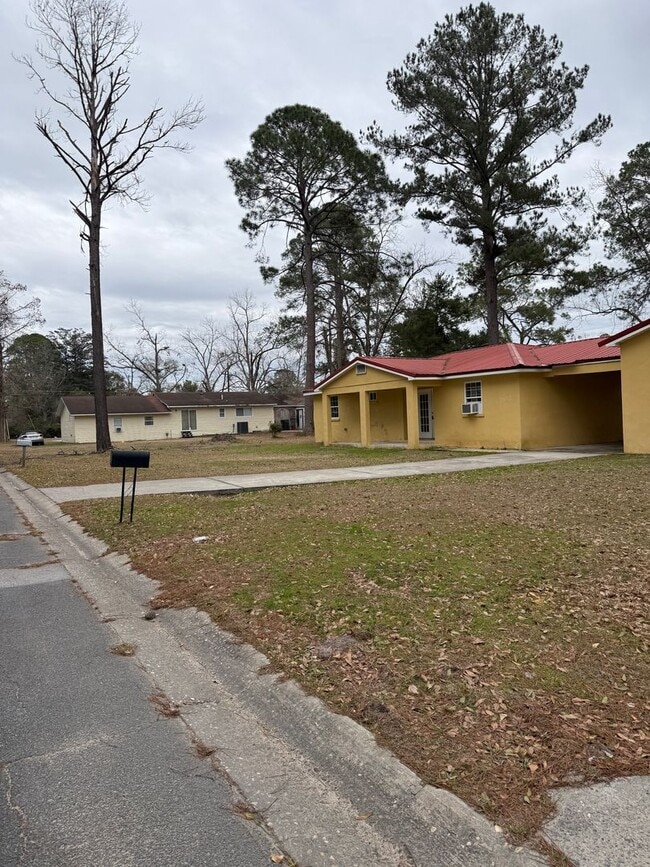 Photo - 1405 Pine St