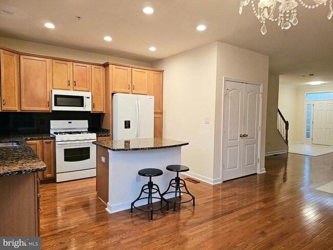 Photo - 13019 St Clair Rd