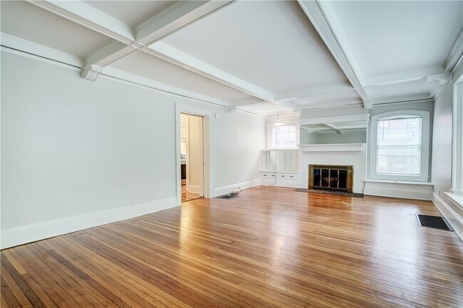 Photo - 190 Dartmouth St