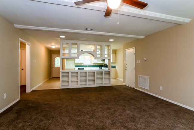 Photo - 3327 Sycamore Springs Dr