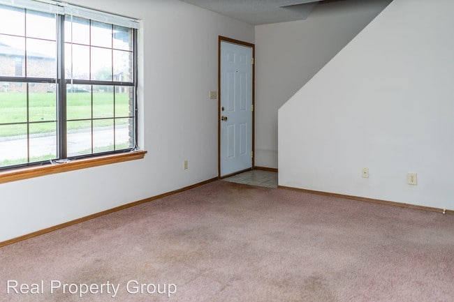 Photo - 2808 Jacobs Pl
