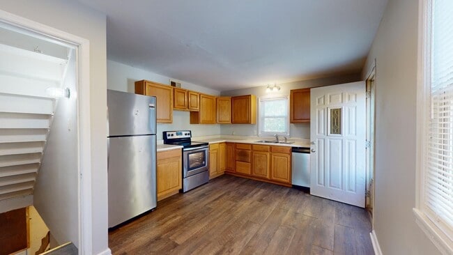 3121 Lincoln Way