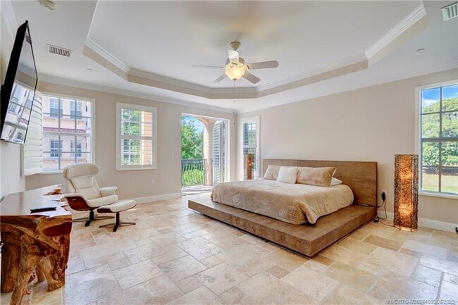 Building Photo - 1528 NE Outrigger Landings Dr Unit 208