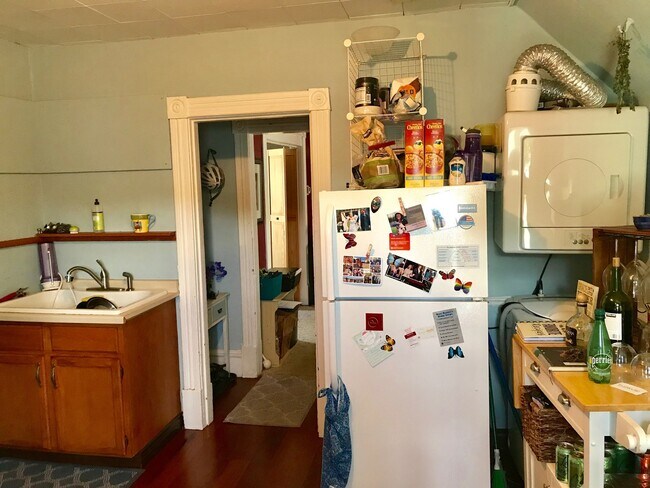 Photo - NE Minneapolis 2 Br / 1 Ba Upper Level Dup... Casa Adosada