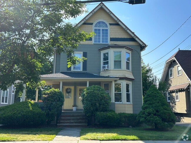 Building Photo - 209 Ashland Ave Unit 1 Rental