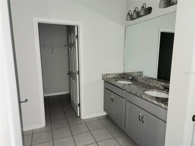 Photo - 1567 Pines End Pl